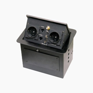 HZM/401EU<BR>二位歐標(biāo)電源二位電腦插座一位視頻插座<br>一位3.5耳機插一位15芯VGA插